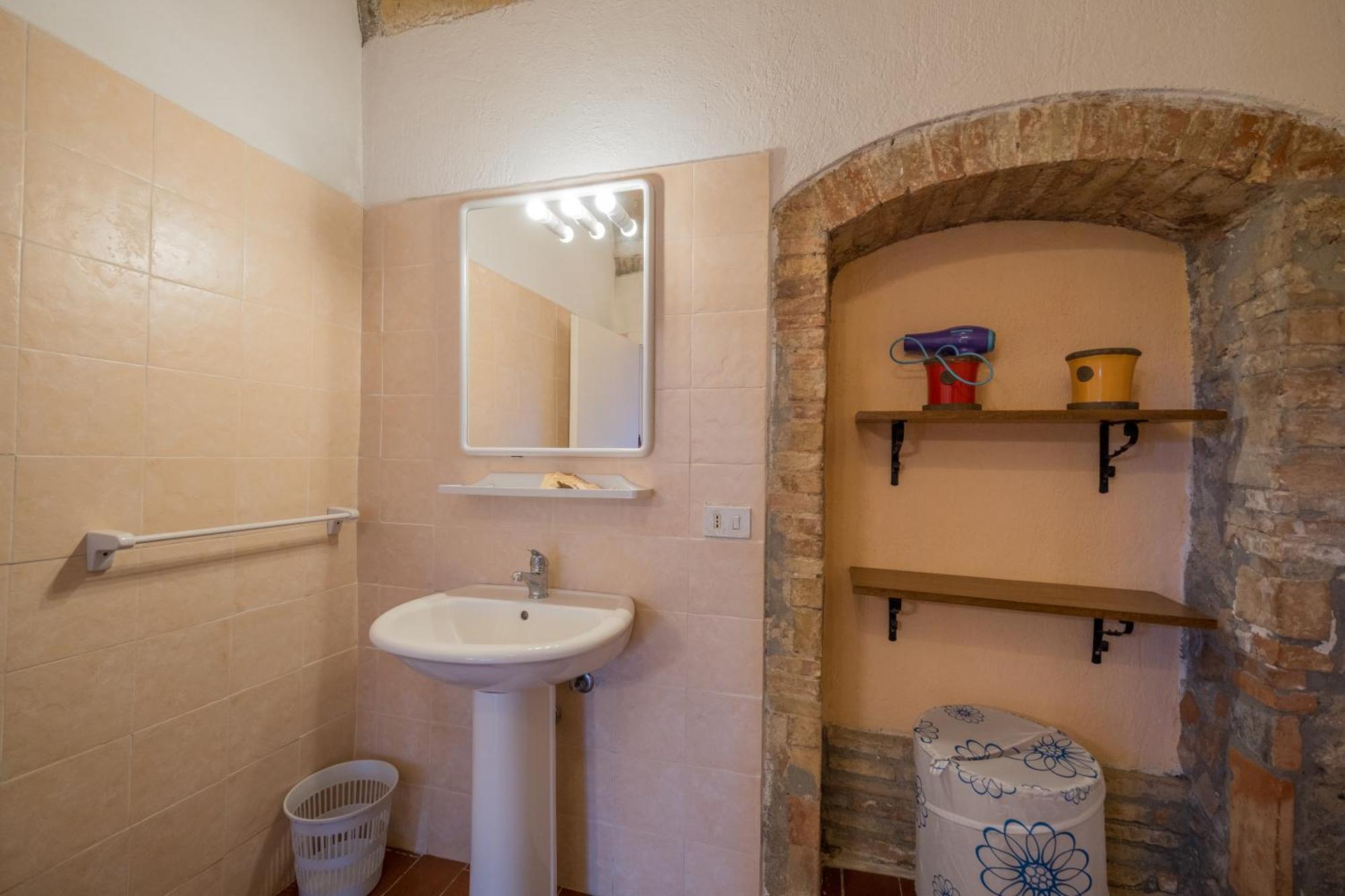 Agriturismo Il Palagetto Pomarance Bagian luar foto