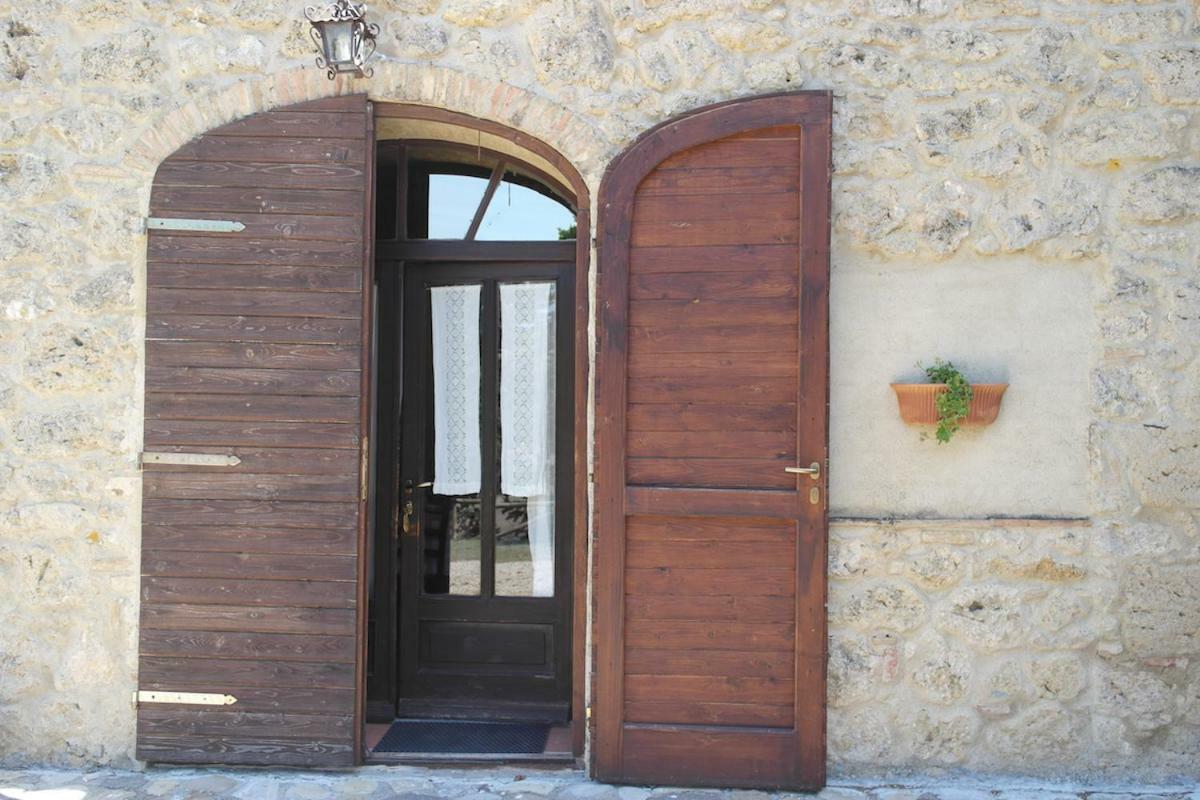 Agriturismo Il Palagetto Pomarance Bagian luar foto