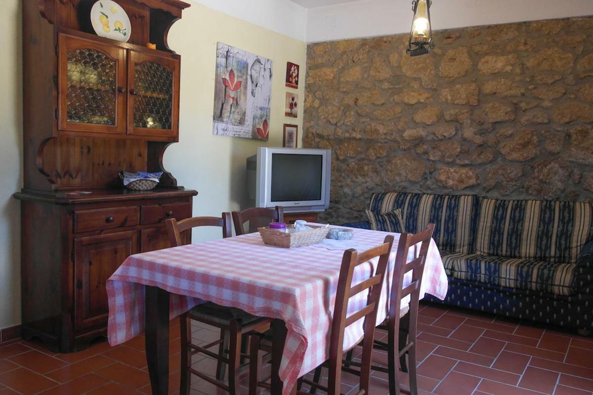 Agriturismo Il Palagetto Pomarance Bagian luar foto